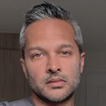 Aurora Guitar - Professional Spanish and Blues Session Guitarist for Fashion and Film